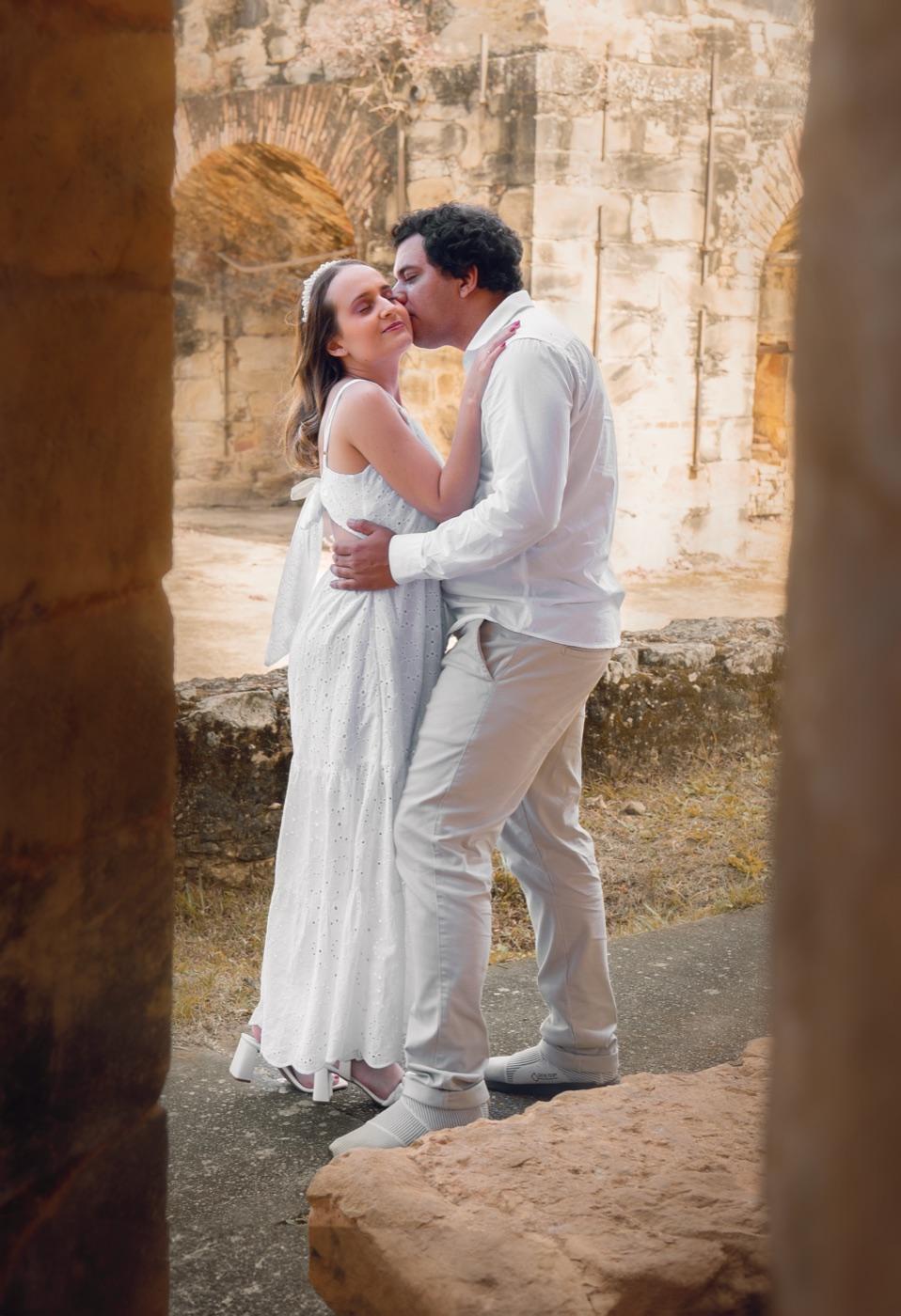 Casal em ruínas